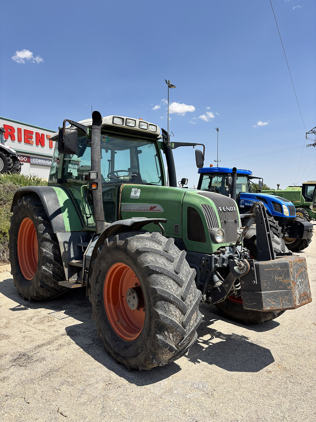 Tractor Fendt 716